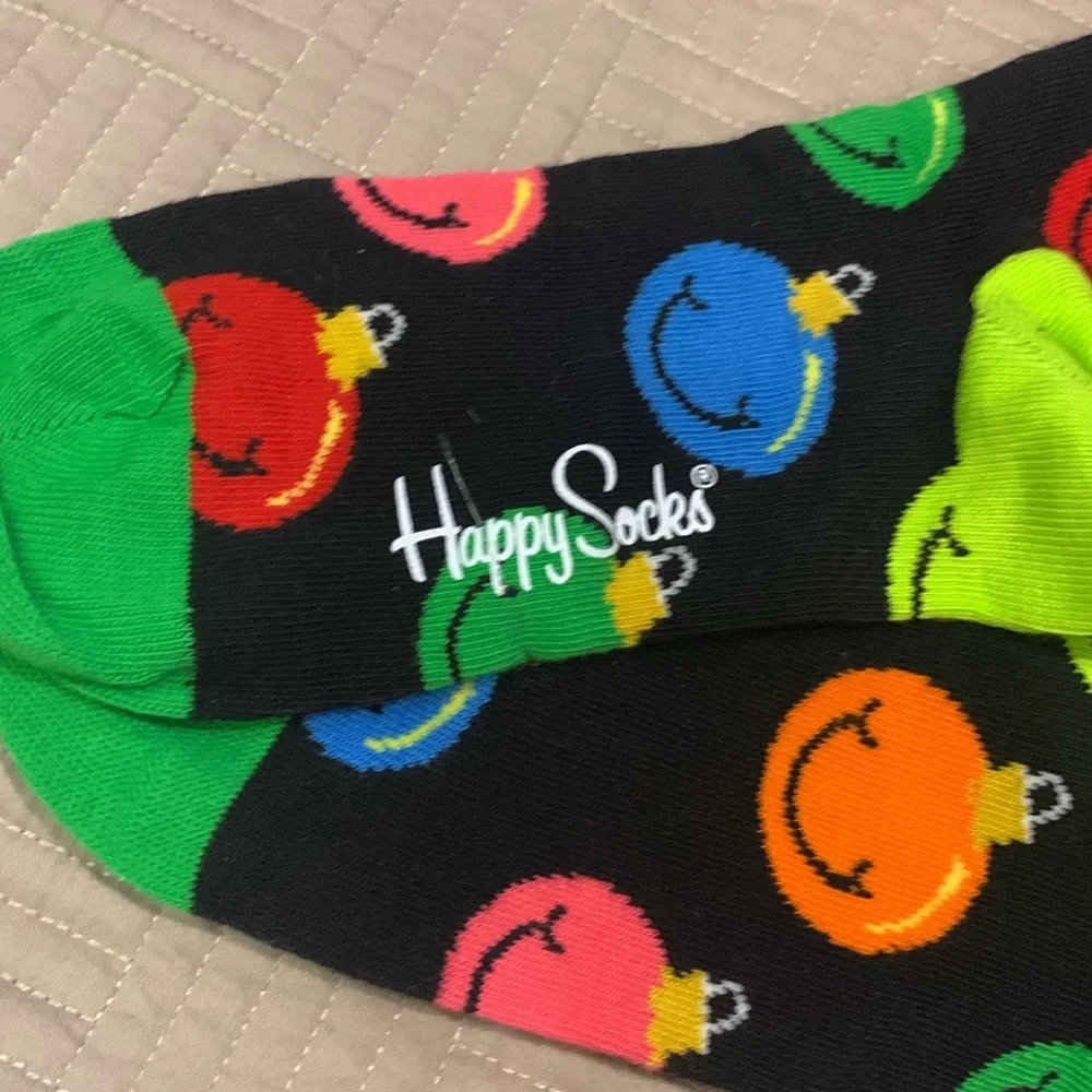 NWOT Happy Socks Jingle Smiling Socks in Size 4-7